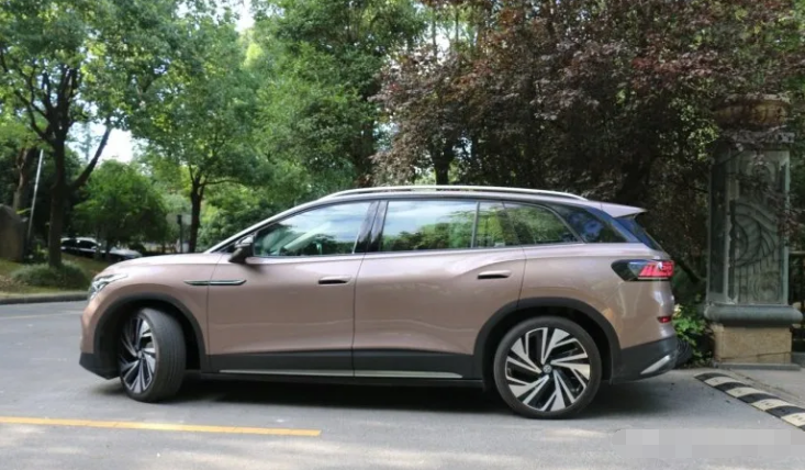 更实用的新能源车，上汽大众2023款ID6X搭载IQ科技轻松上手