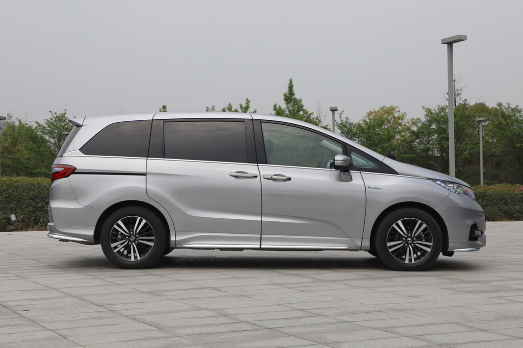 奥德赛 2019款 2.0L 锐·至尊版 外观