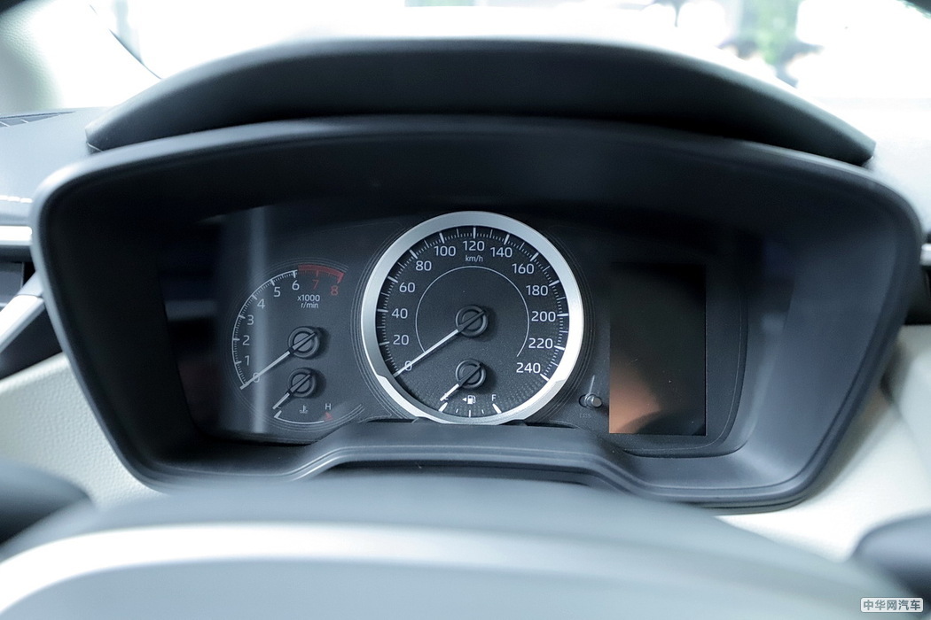 卡罗拉双擎E+ 2019款 1.8L 旗舰版 组图