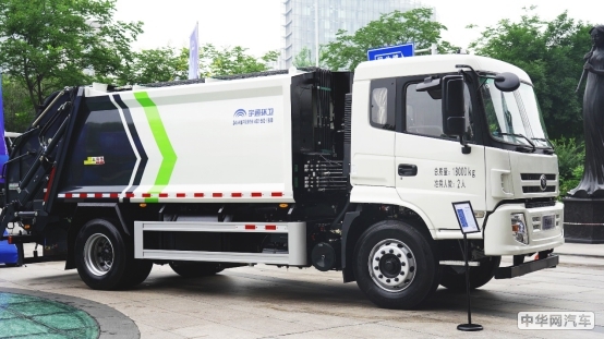 环卫行业实力派！宇通自制底盘系列产品震撼发布