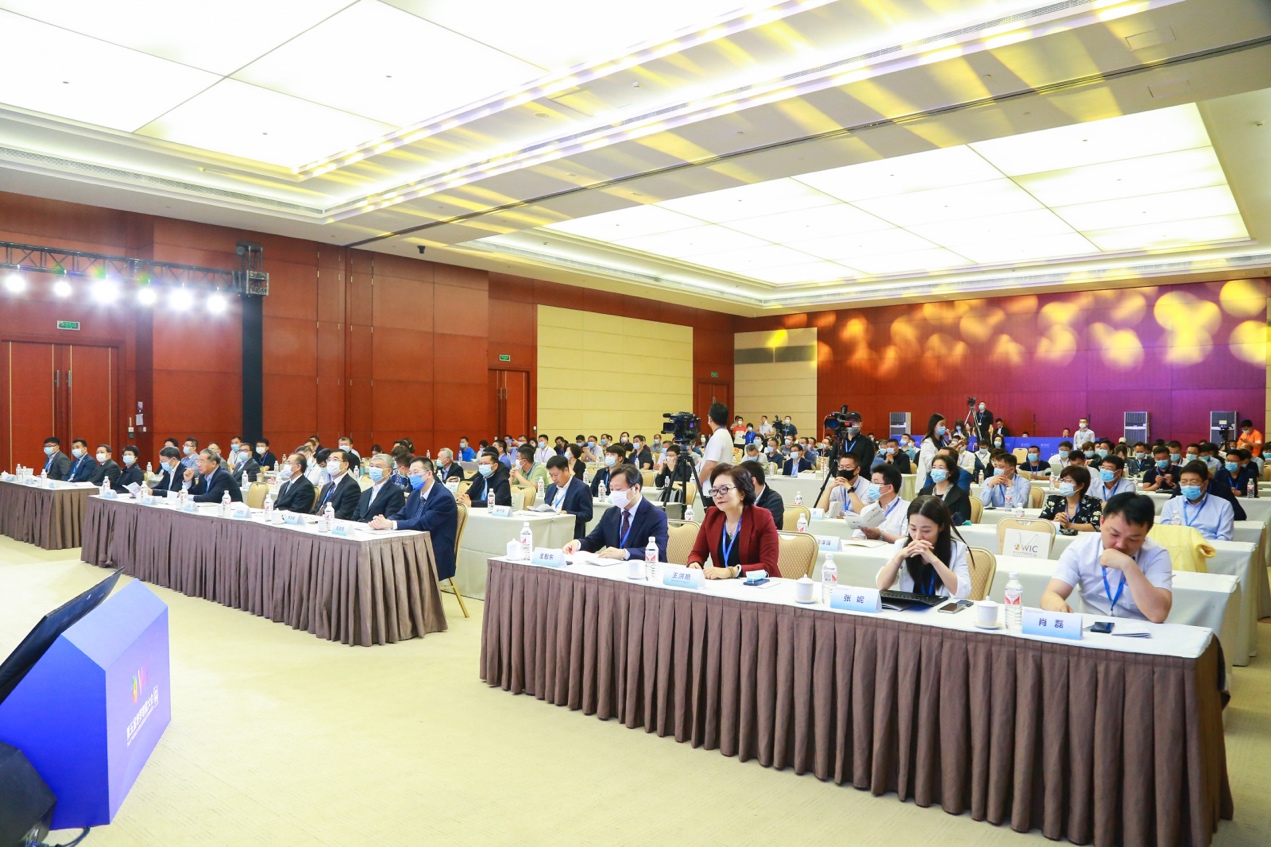 第三届工业互联网之智能网联汽车产城协同发展高峰论坛成功举办